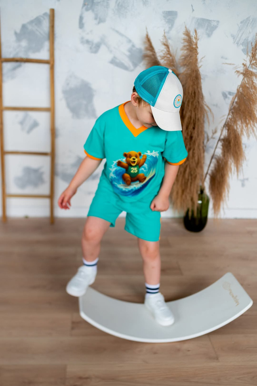 KOMPLET ZIELONY MIŚ  BLUZKA + SZORTY MAM TEN LUZ