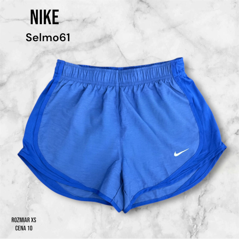 61.Spodenki Nike rozm.XS
