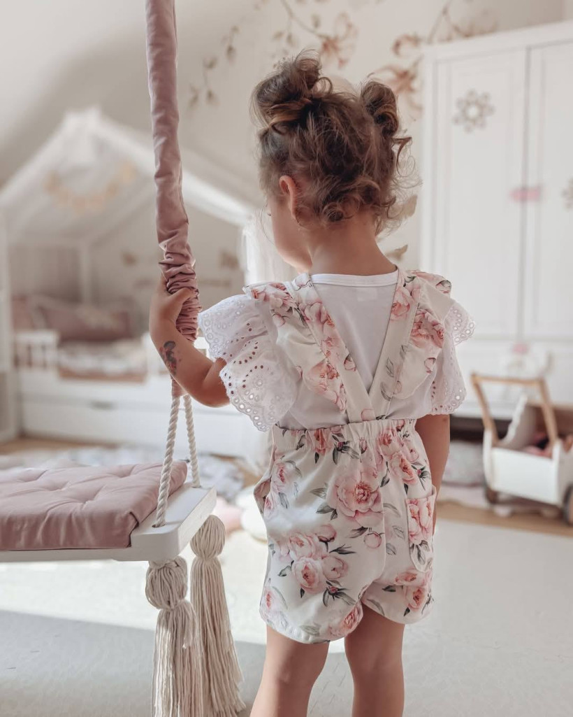 Ogrodniczki peoniowy raj Zula