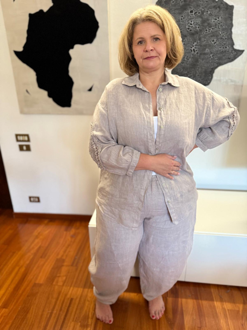 Italia nr.2 - Koszula jednokolorowa lniana z dodatkiem gipiury - wł. - 25C729 - fango