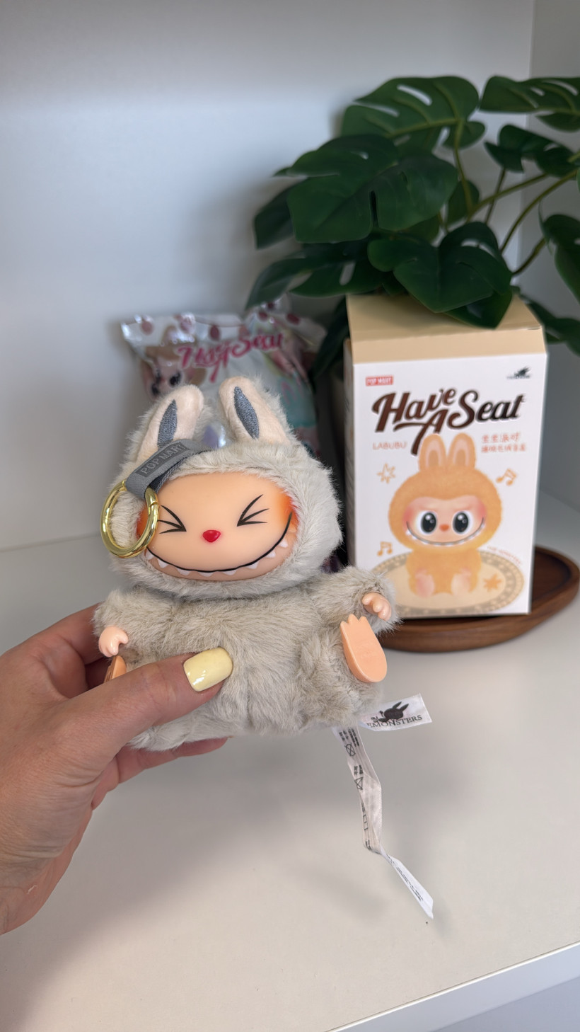 Maskotka Labubu 12899