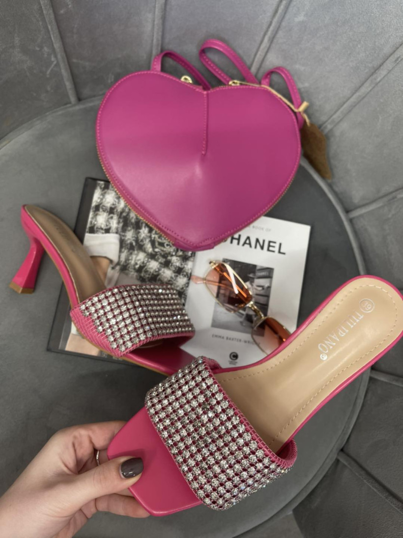 Klapki cyrkonie kolor fuksja