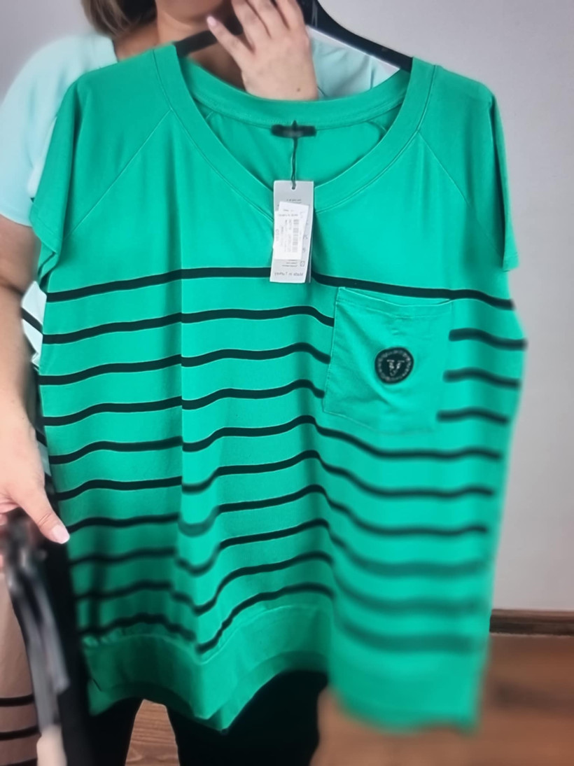 Bluzka w paski z kieszonką - veso - 8904 - zielona - promocja