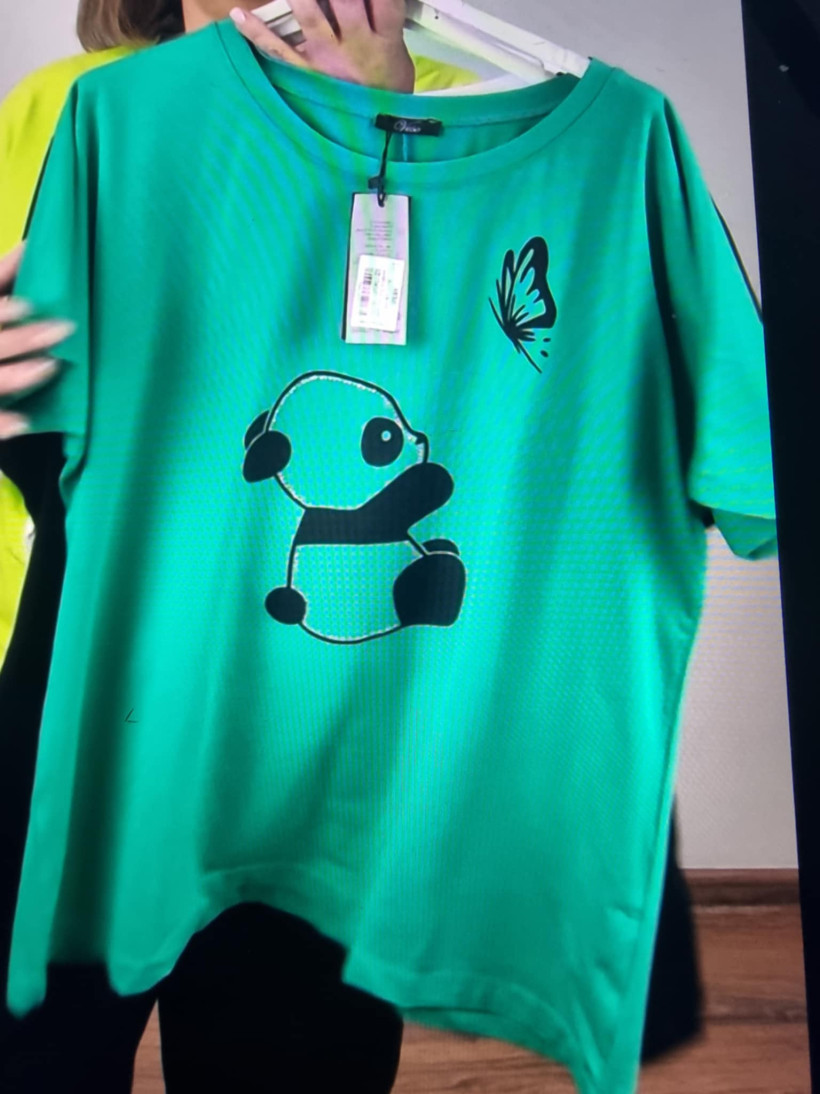 Bluzka jednokolorowa, panda z motylkiem - veso - 9112 - zielona- promocja