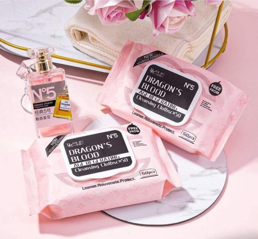 Chusteczki do demakijażu smocza krew