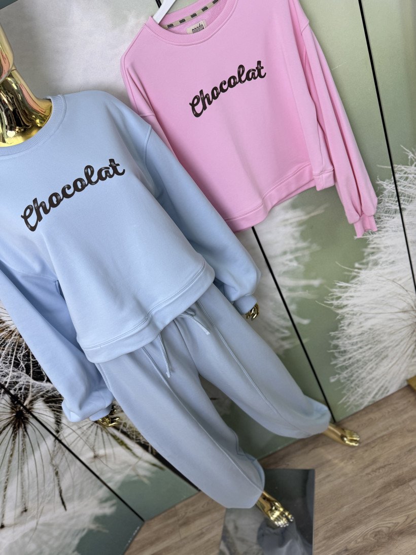 Bluza klasyczna krótsza Chocolat NOODA