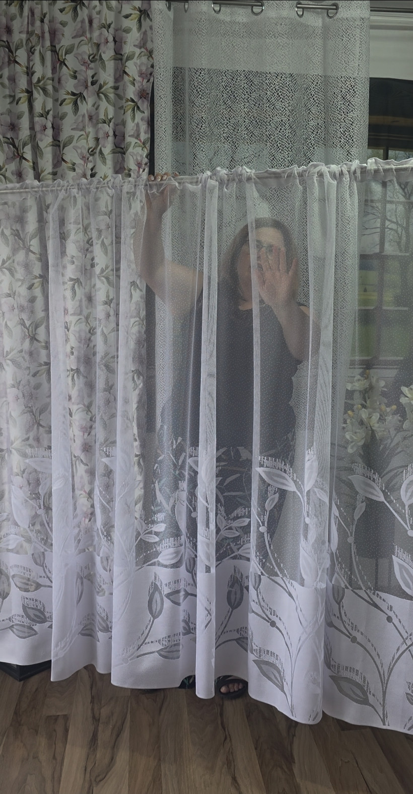 Firanka biała gesty wzór u dołu 300x160cm