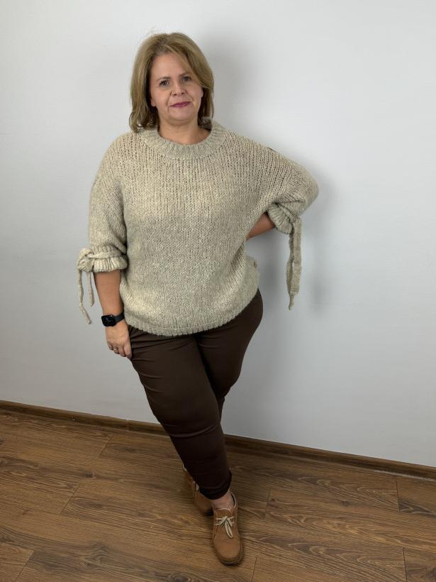 Italia nr.3 - Sweter jednokolorowy, wiązane rękawy - wł. - 1105 - fango