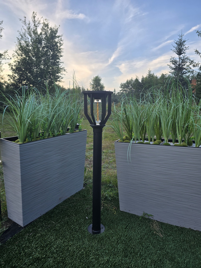 Lampa solarna ogrodowa 79 cm
