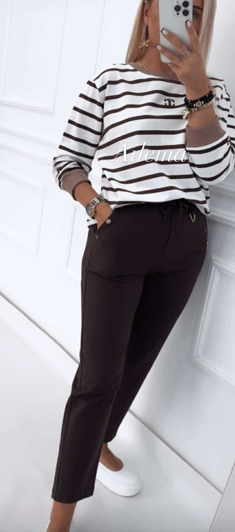 Spodnie Megi P2088 napy przy kieszonce 