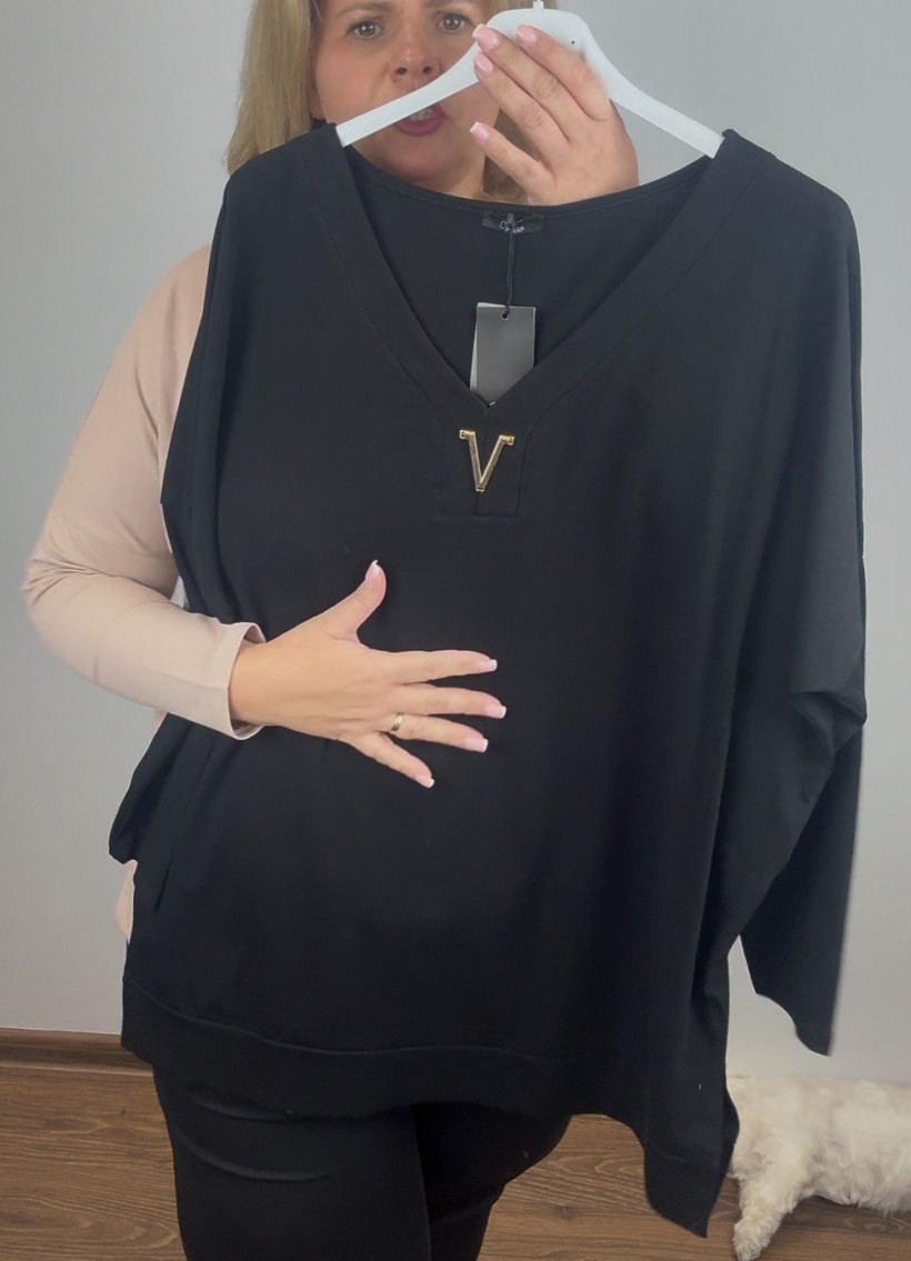 Bluzka w serek z literką V - veso - 9148 - czarna