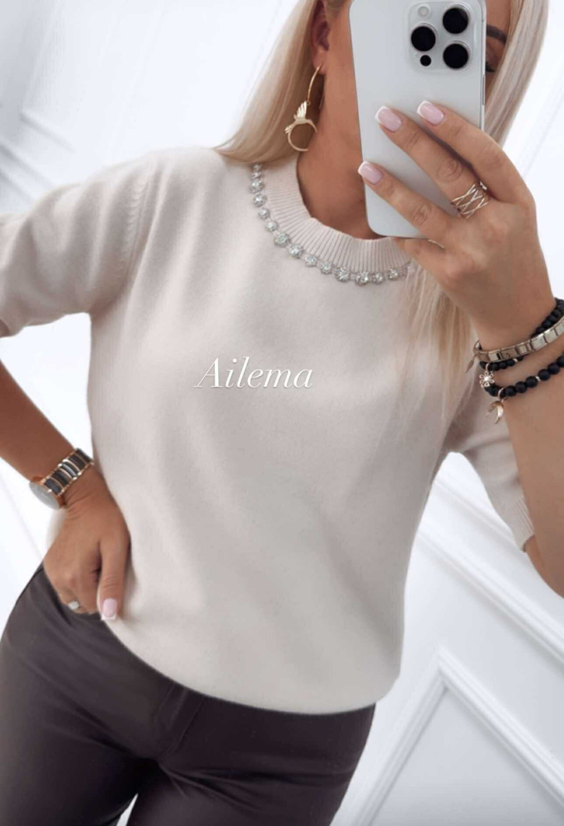Sweter LH fashion T-259 krótki rękaw, ozdobne kamienie przy szyi
