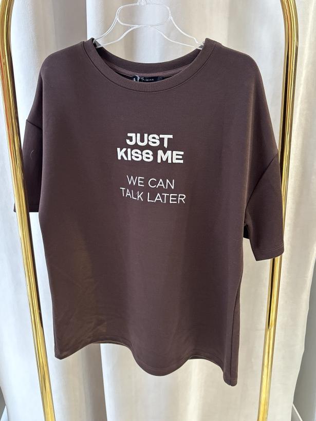 LUM TSHIRT CZEKOLADA KISS ME