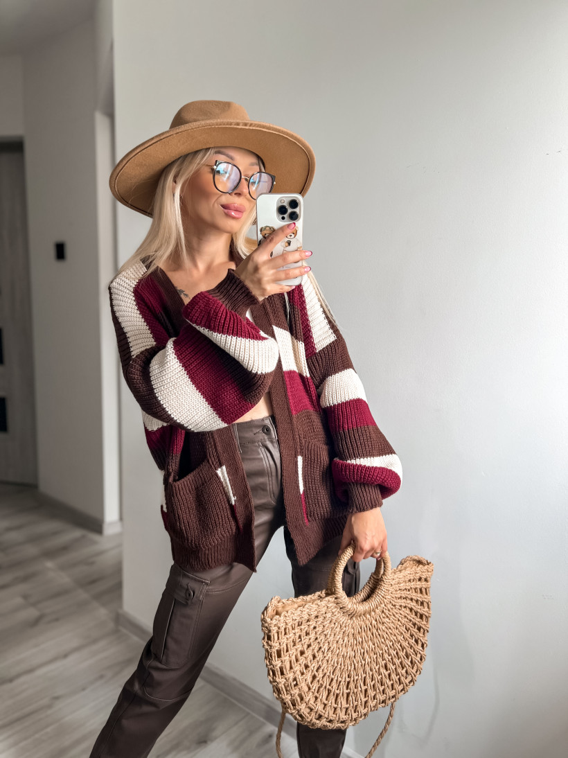 Kardigan pasy bordo-czekolada