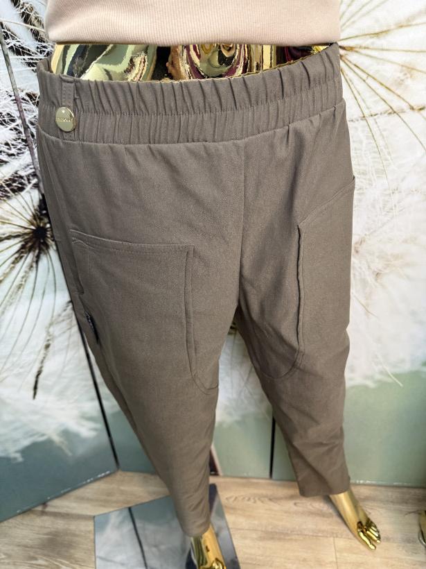 Spodnie wiskozowe z przeszyciami Minouu