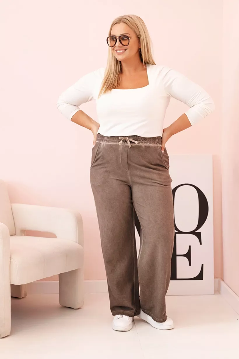 Spodnie damskie Plus Size z wiskozą o szerokiej nogawce i elastycznym pasie brąz
