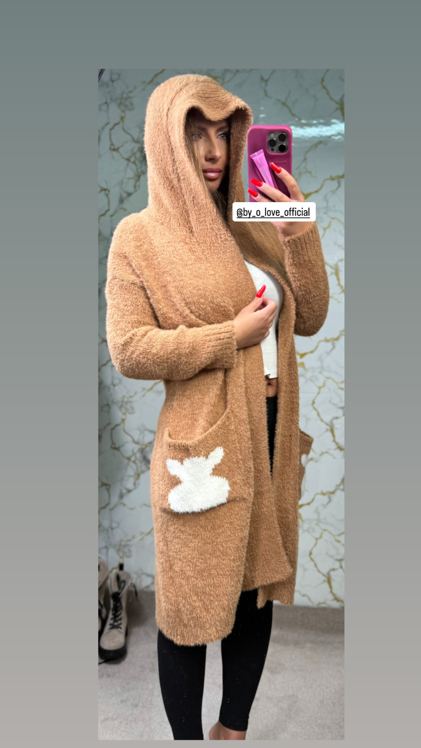 Sweter brązowy długi z misiem z kapturem