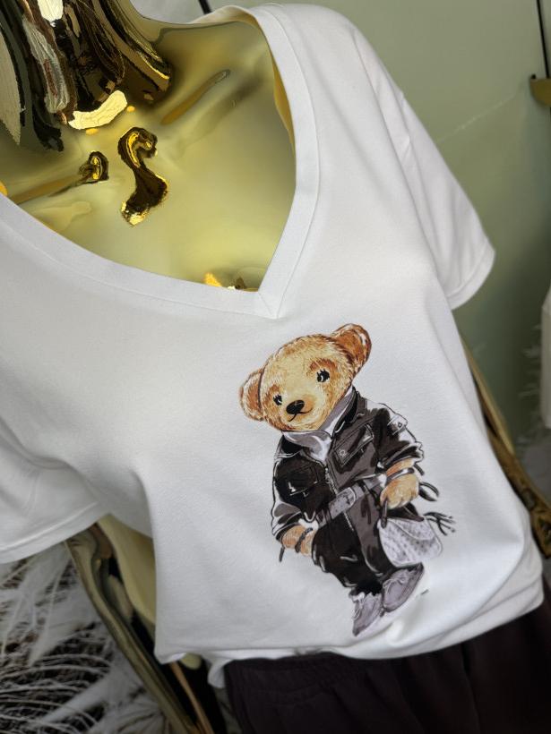 T-shirt Miś z dekoltem V NOODA