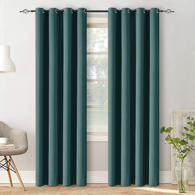 Zasłona gładka półzaciemniająca 140x250 cm – blackout na przelotkach, elegancka dekoracja okna P05