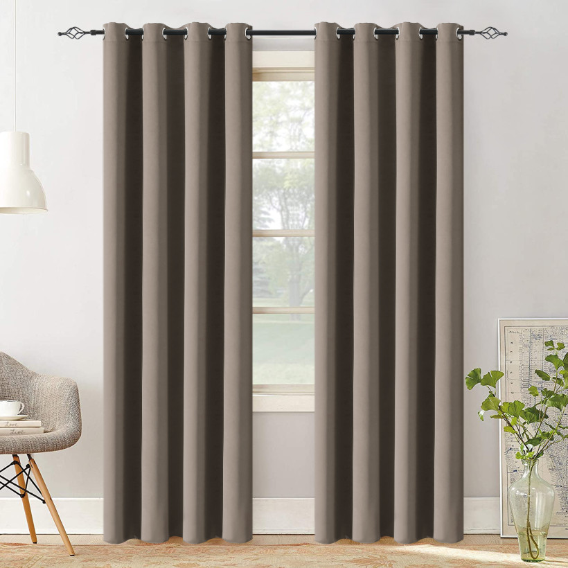 Zasłona gładka półzaciemniająca 140x250 cm – blackout na przelotkach, elegancka dekoracja okna P07