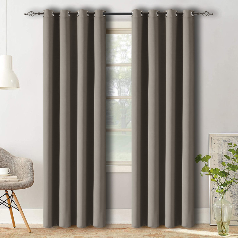 Zasłona gładka półzaciemniająca 140x250 cm – blackout na przelotkach, elegancka dekoracja okna P10