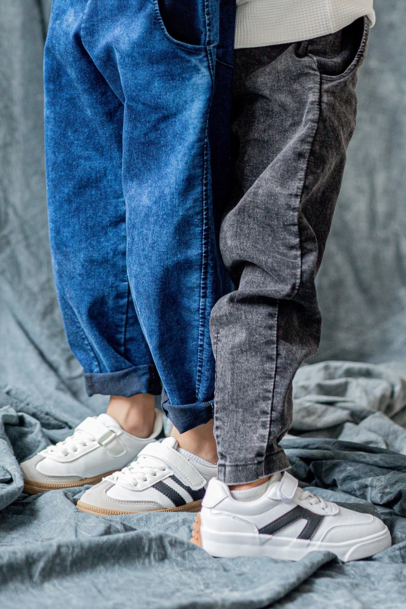 SPODNIE BOYFRIEND CIEMNY NIEBIESKI JEANS TKANINA NUNU  