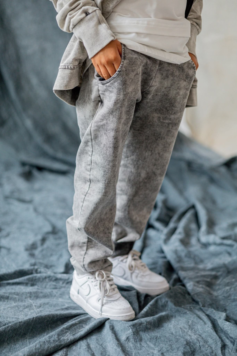 SPODNIE BOYFRIEND GRAFIT JEANS TKANINA NUNU  