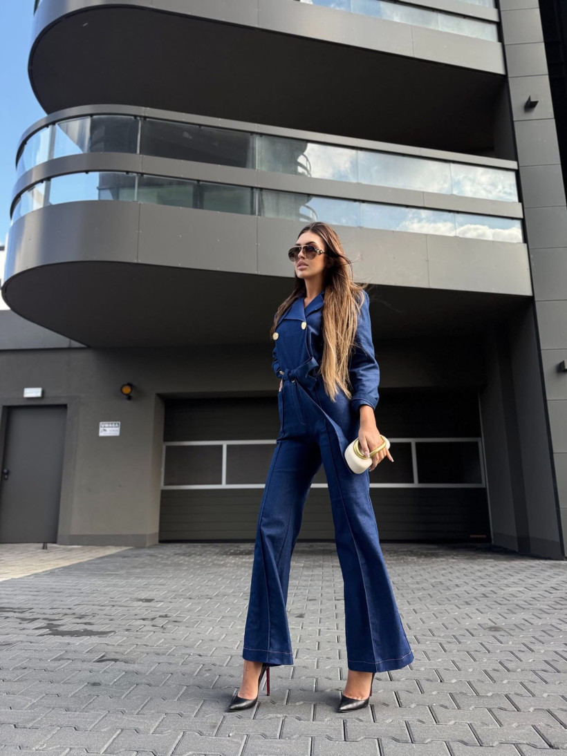 PINAC KOMBINEZON JEANS DUŻE GUZIKI