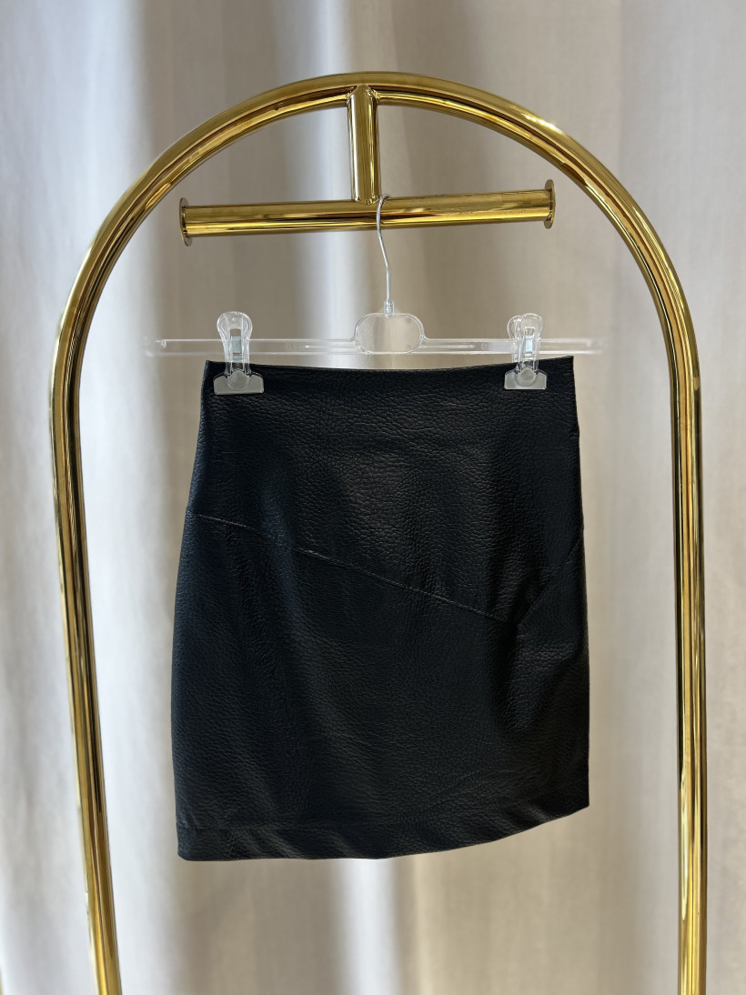 LA MILLA SPÓDNICZKA ECO SKÓRA CLASSY CZARNA