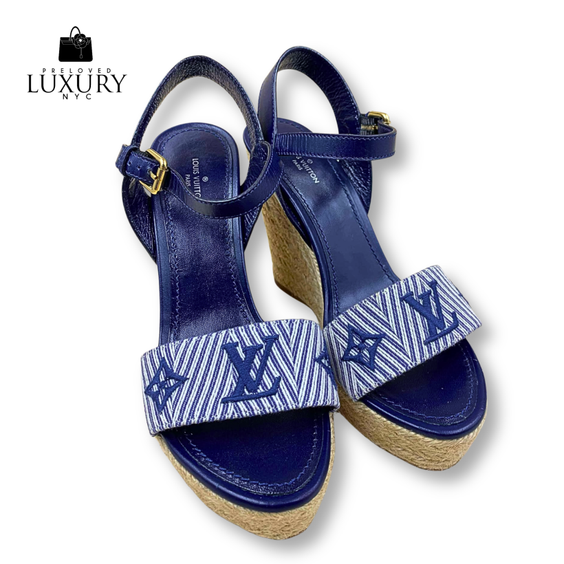 LOUIS VUITTON Women's Sandals size 36