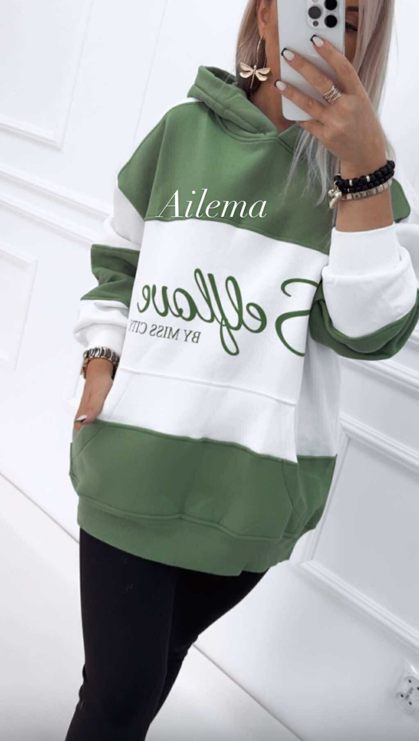 Bluza Megi B1651 z kapturem i napisem