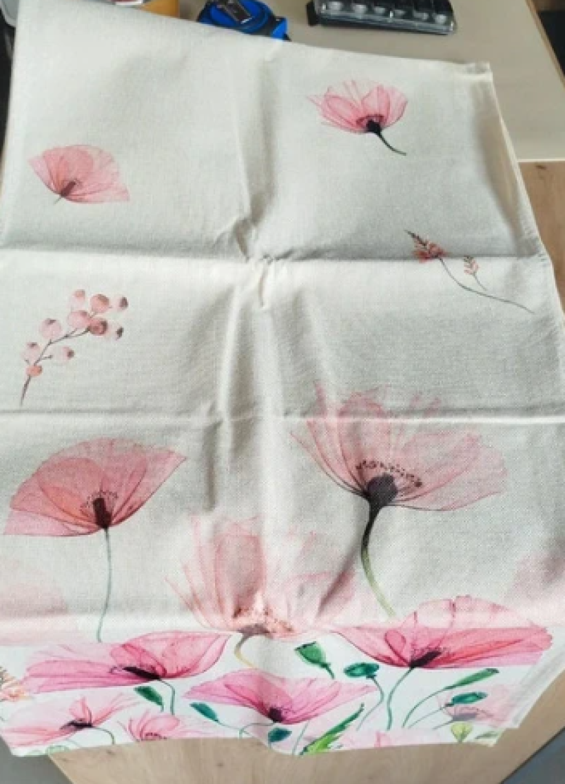 Bieżnik różowy 40 x 300 cm