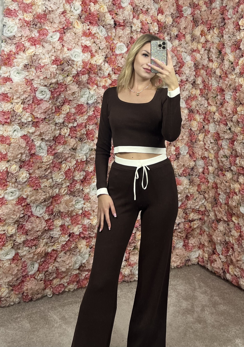 Komplet krótki sweterek + spodnie mankiet