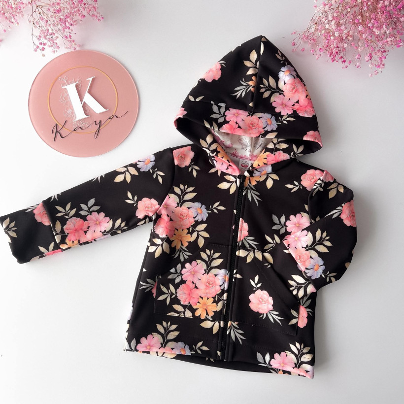 KURTKA SOFTSHELL KWIATY NA CZARNYM KAYA