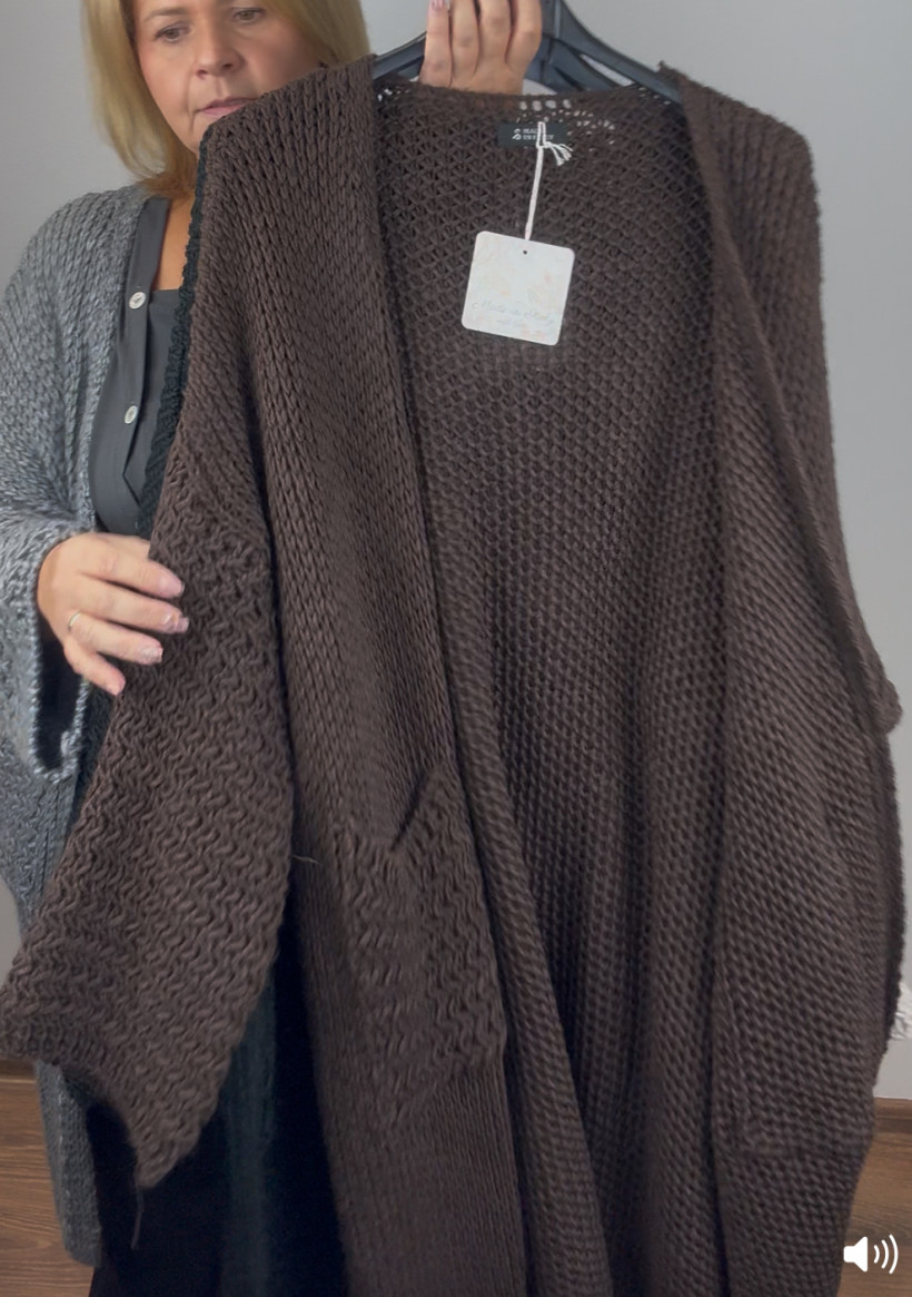 Italia nr IV - Sweter/Kartigan jednoklorowy z kieszeniami - 25289 - czekolada