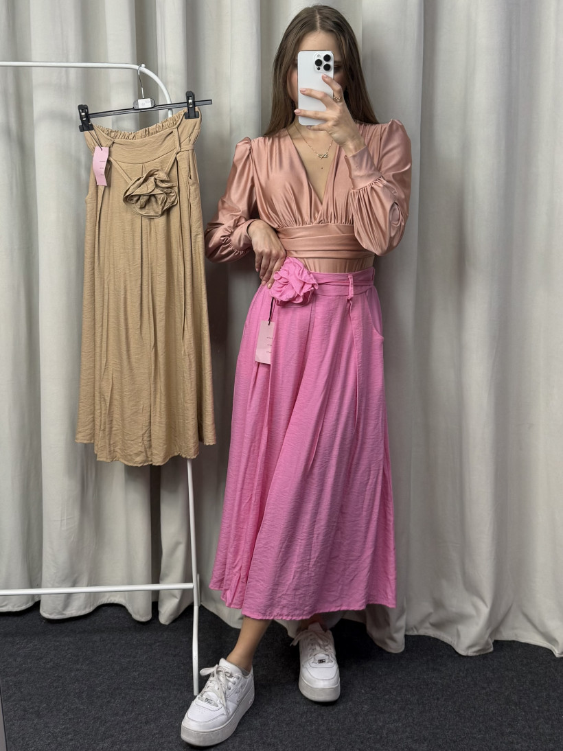 Spódnica wiskozowa z różą