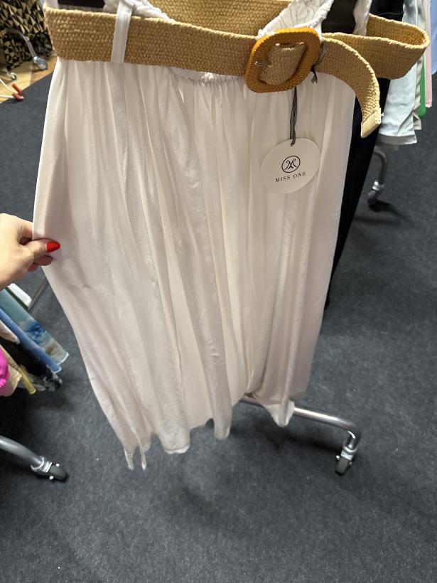 Spódnica wiskozowa z paskiem 