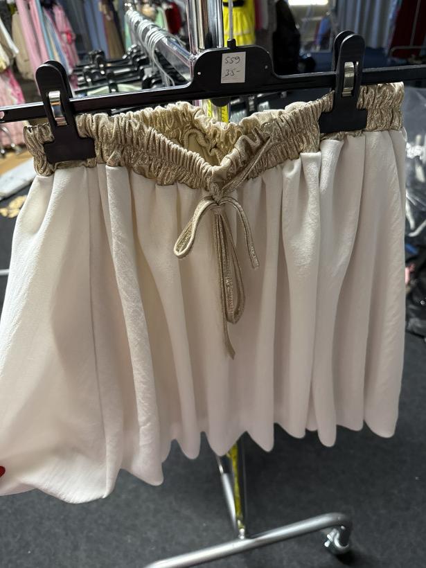 Spódniczka bombka biała 