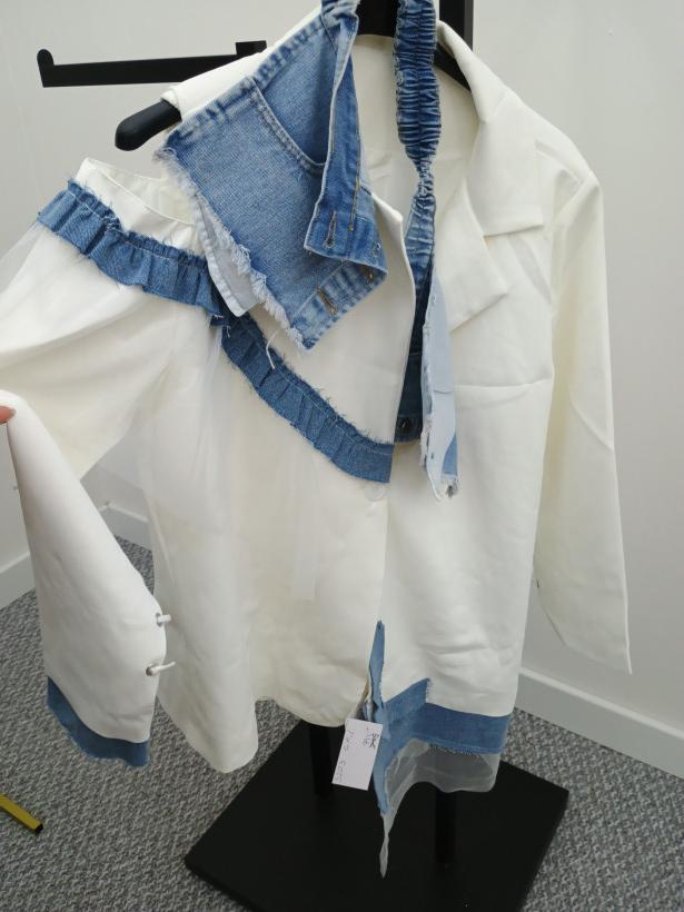 Marynarka biała plus jeans premium