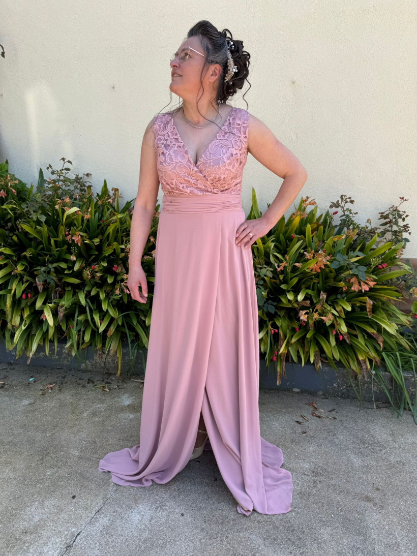 VESTIDO C/ RENDA PEITO