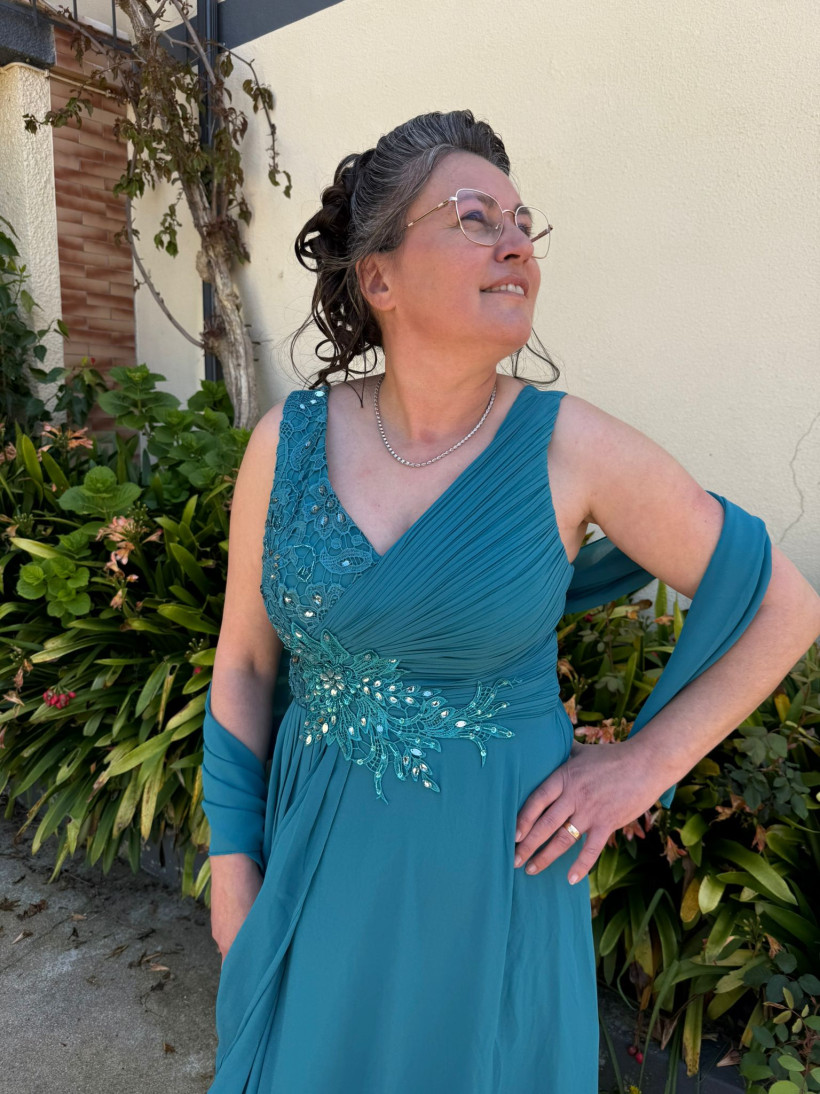 VESTIDO BORDADO DIREITO