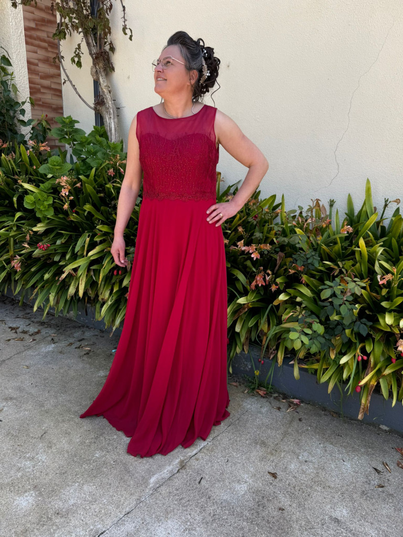VESTIDO RENDA VERMELHO