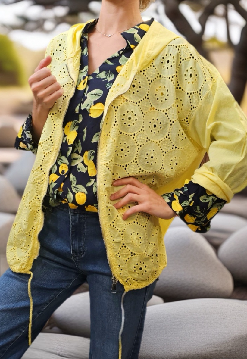 VESTE CAPUCHE MACRAME TU 36 AU 46