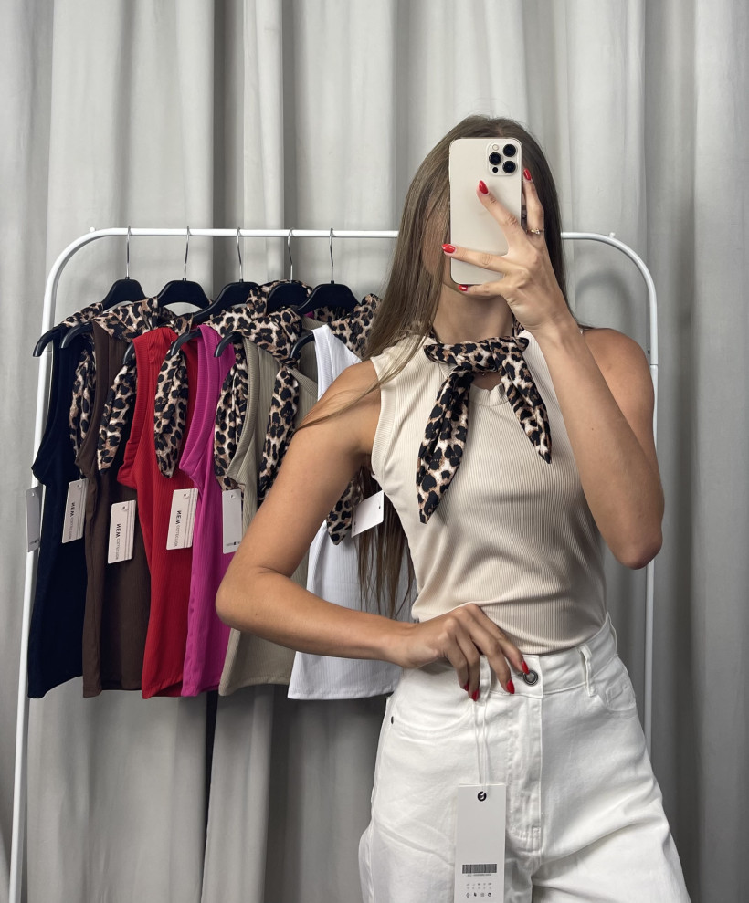 Bluzka z chustką panterkową