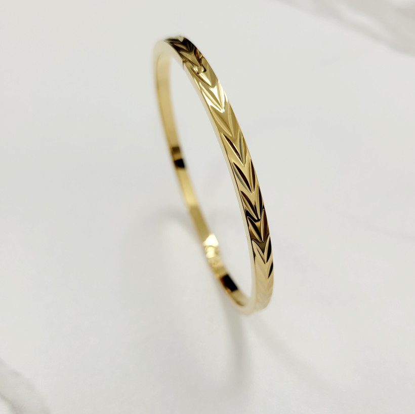 Bransoletka sztywna tłoczona V kk335