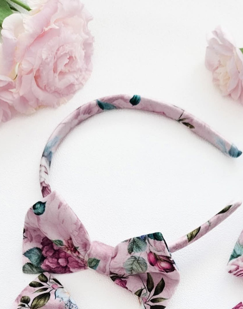 OPASKA Z KOKARDĄ JEANSOWE RÓŻE HELEN