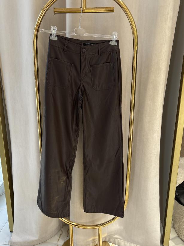 TOXIC SPODNIE ECO SKÓRA PROSTE CZEKOLADA
