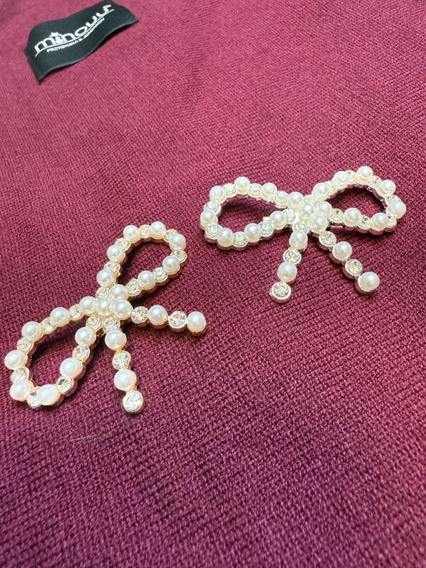 Broszka perełkowa kokardka (Minouu)