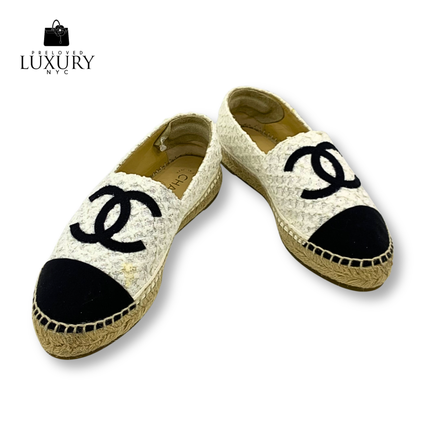 CHANEL Black/White Canvas Shoes Espadrilles Size 37