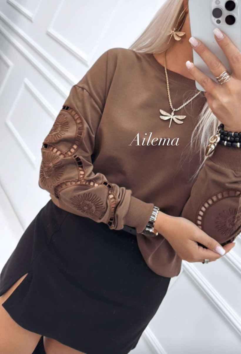 Bluza Megi B1011 haftowane rękawy